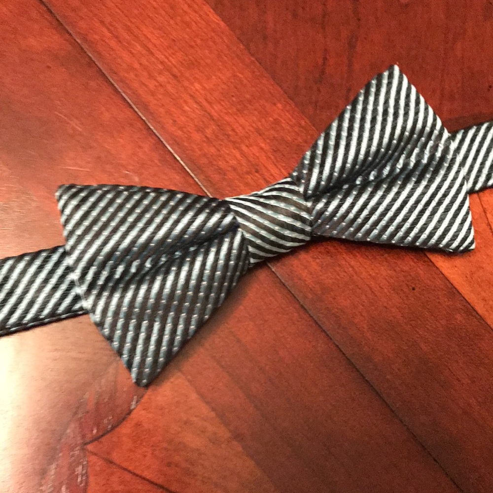 Egara silk bow tie - Picture 5 of 6